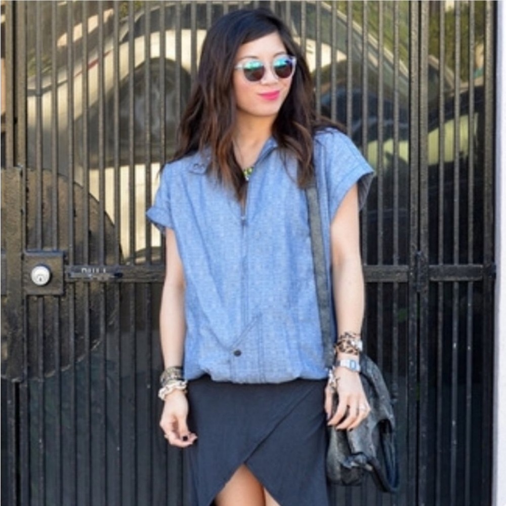 Derek Lam Women's blue chambray hoodie zip up Small .